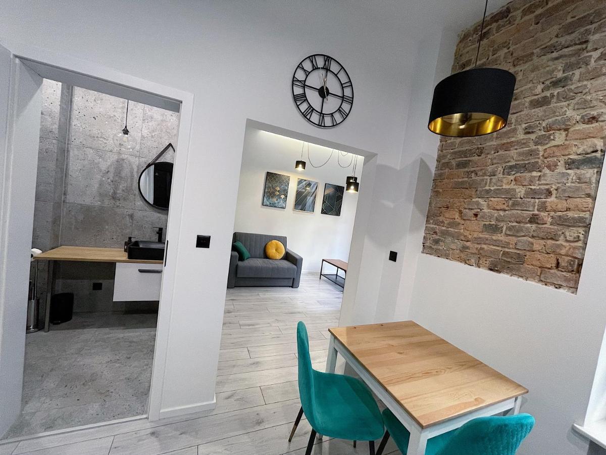 Polonia Art Apartments In The City Center كاتوفيتسه المظهر الخارجي الصورة